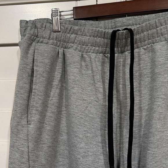Balance Collection Men's Heather Gray Joggers - Picture 3 of 11